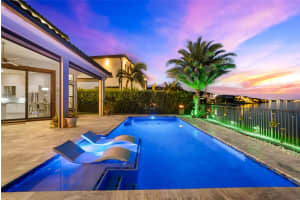 9295 Parkland Bay Dr, Parkland, FL 33076 - MLS#F10511224