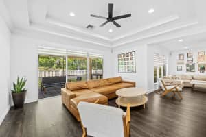 6893 SW 194th Ave, Pembroke Pines, FL 33332 - MLS#F10511230