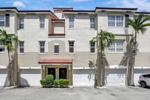 5960 W Sample Rd 203, Coral Springs, FL 33067 - MLS#F10511256