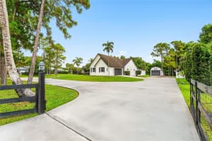14117 N 74th St N, The Acreage