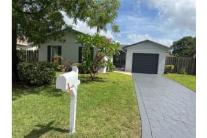 9851 NW 24th St, Coral Springs, FL 33065 - MLS#F10511266