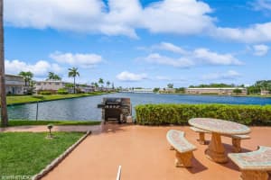 1050 Sw 11th St 4, Hallandale Beach