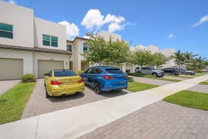 4858 Navali Dr, Lake Worth, FL 33467 Sold 07/31/25