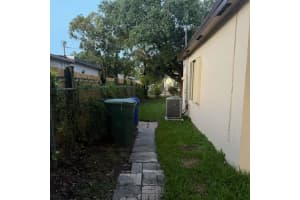 832 NW 16th Ter, Fort Lauderdale, FL 33311 Sold 11/17/25