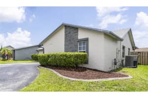 11830 NW 39th Pl, Sunrise, FL 33323 Sold 09/15/25