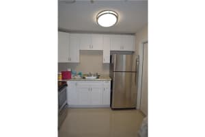 1721 NE 9th St 3, Fort Lauderdale, FL 33304 - MLS#F10511432