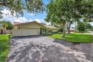 4300 Ne 21st Ave, Fort Lauderdale