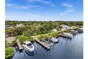 755 SW River Bend Cir, Stuart, FL 34997 - MLS#F10511484