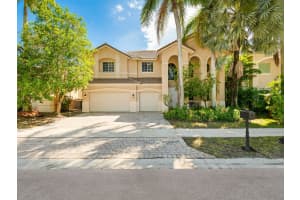 2459 Greenbrier Ct, Weston, FL 33327 Sold 08/06/25