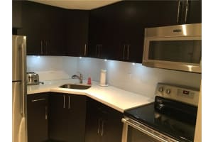659 W Oakland Park Blvd C117, Oakland Park, FL 33311 - MLS#F10511544