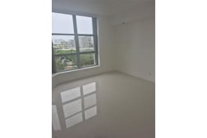 MLS# F10511551, Aventura, Florida 33180