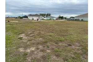 1404 NE 9th Pl, Cape Coral, FL 33909 Sold 07/23/25