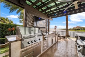 8825 Watercrest Cir E., Parkland, FL 33076 - MLS#F10511588
