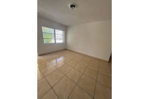 890 NW 39th St 8, Oakland Park, FL 33309 - MLS#F10511590