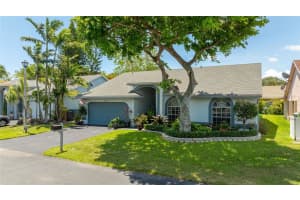 9910 NW 53rd Ct, Coral Springs, FL 33076 - MLS#F10511600