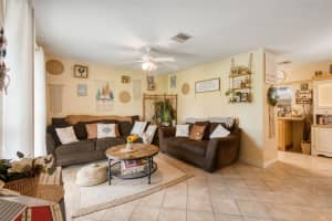 118 SW Ray Avenue, Port Saint Lucie, FL 34983 - MLS#F10511630