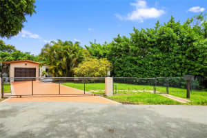 725 S 29 CT., Hollywood, FL 33020 Sold 08/14/25