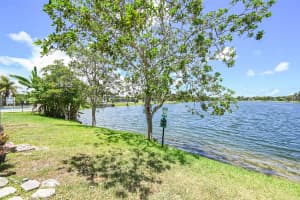 4122 SW 61st Ave 8, Davie, FL 33314 - MLS#F10511708