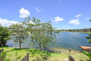4122 SW 61st Ave 8, Davie, FL 33314 - MLS#F10511708