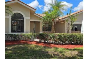 1624 Newport Ln, Weston