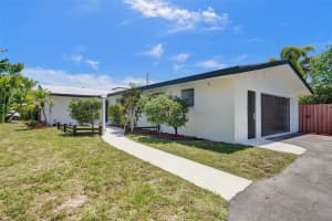 4017 Ne 18th Ave, Oakland Park