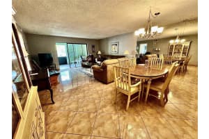 4401 NW 41st St 110, Lauderdale Lakes, FL 33319 - MLS#F10511793