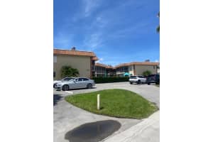 2201 Se 9th St 105, Pompano Beach