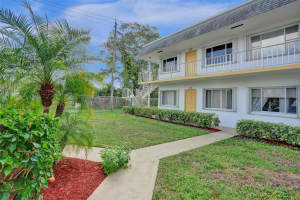 3322 Cynthia Ln 112, Lake Worth Beach, FL 33461 - MLS#F10511846