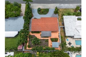 942 NE 25th Ave, Pompano Beach, FL 33062 Sold 08/11/25