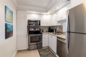 2950 N Palm Aire Dr 306, Pompano Beach, FL 33069 - MLS#F10511882