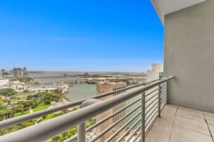 325 S Biscayne Blvd UPH-14, Miami, FL 33131 - MLS#F10511889