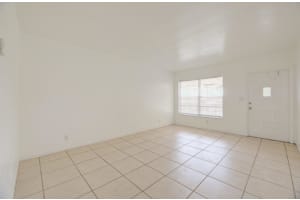 1033 NW 30th Ct 6, Fort Lauderdale, FL 33311 - MLS#F10511896