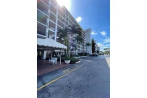3100 N Palm Aire Dr 204, Pompano Beach, FL 33069 - MLS#F10511903
