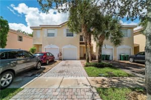 6373 Landings Way, Tamarac, FL 33321 - MLS#F10511928