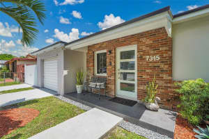 7315 SW 39th Ter, Miami, FL 33155 - MLS#F10511979