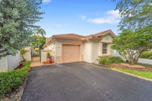 7542 Nw 3rd St, Plantation