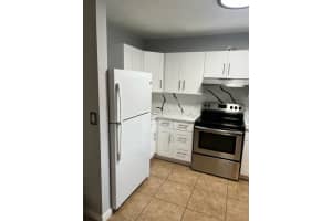 319 NE 35th Ct, Oakland Park, FL 33334 - MLS#F10512020