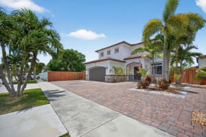 18203 SW 152nd Pl, Miami, FL 33187 - MLS#F10512050