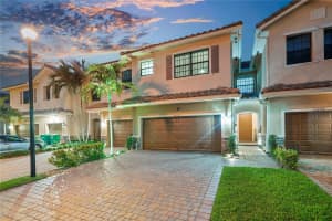 5612 NW 58th Ln 5612, Tamarac, FL 33319 Sold 10/09/25