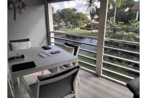 5051 W Oakland Park Blvd 301, Lauderdale Lakes, FL 33313 Sold 09/19/25