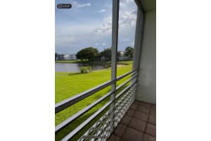 568 Fanshaw N 568, Boca Raton, FL 33434 - MLS#F10512092