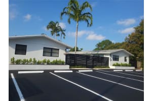 325 NW 25th St 3, Wilton Manors, FL 33311 - MLS#F10512097