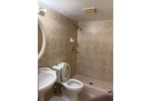 2998 48, Lauderdale Lakes, FL 33319 - MLS#F10512116