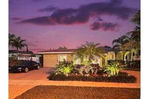 280 SE 3rd Ave, Pompano Beach, FL 33060 - MLS#F10512119
