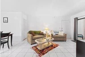 120 Cypress Club Drive, Pompano Beach, FL 33060 - MLS#F10512121