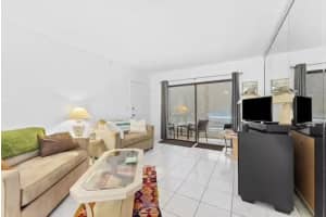 120 Cypress Club Drive, Pompano Beach, FL 33060 - MLS#F10512121