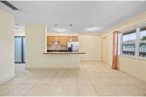 2607 NE 8th Ave 24, Wilton Manors, FL 33334 Sold 07/15/25