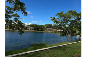 485 Nw 210th St 104, Miami Gardens