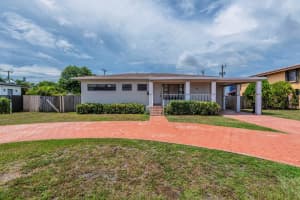 170 W 50th St, Hialeah