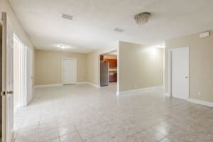 170 W 50th St, Hialeah, FL 33012 Sold 09/10/25